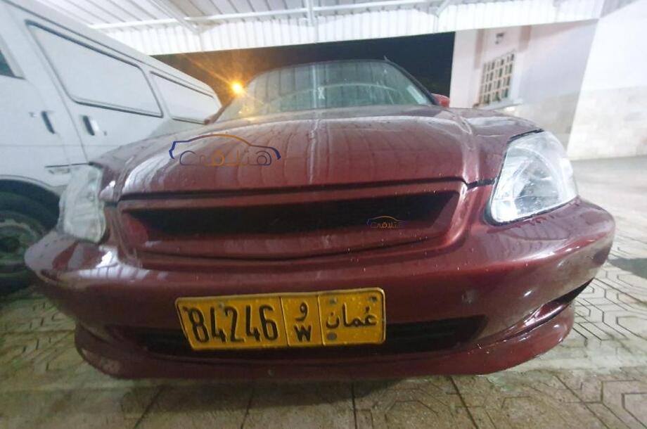 Civic Honda احمر