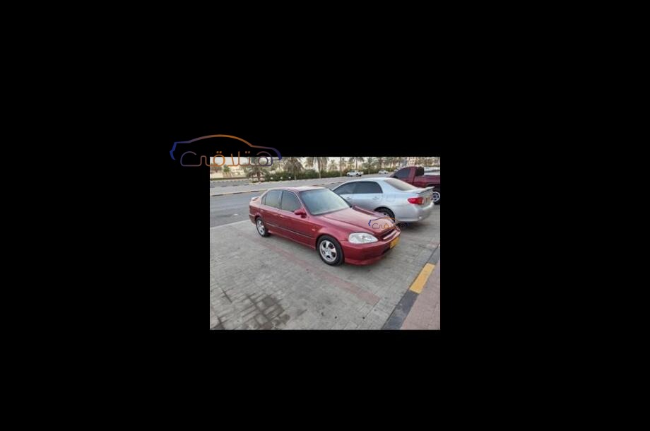 Civic Honda احمر