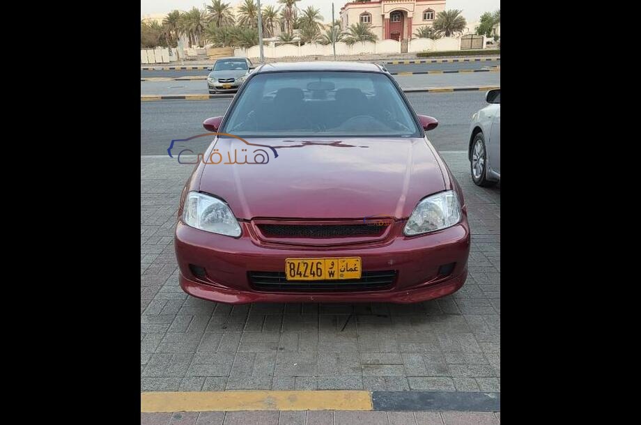 Civic Honda احمر