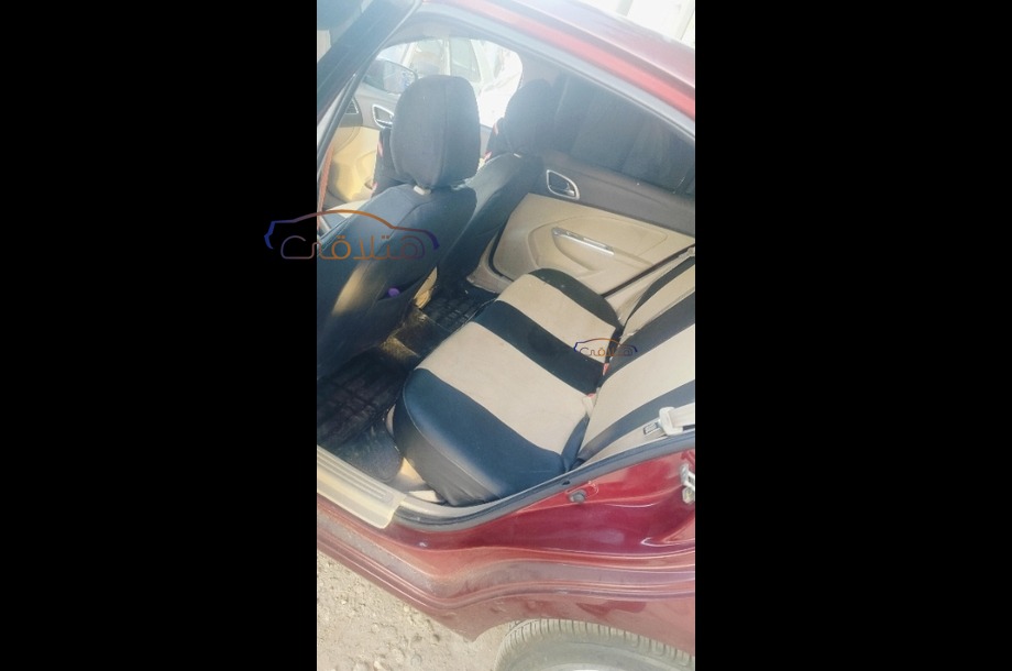 Optra Chevrolet Dark red