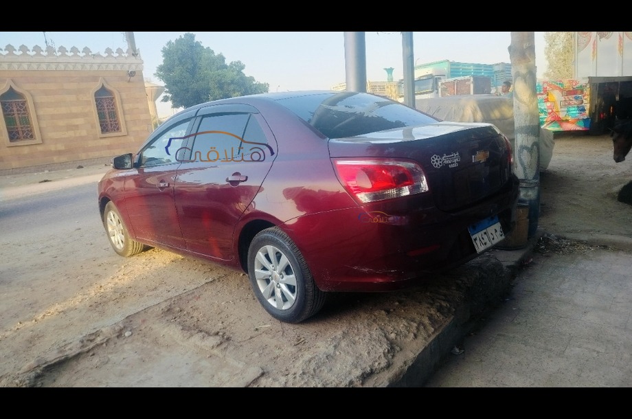 Optra Chevrolet Dark red
