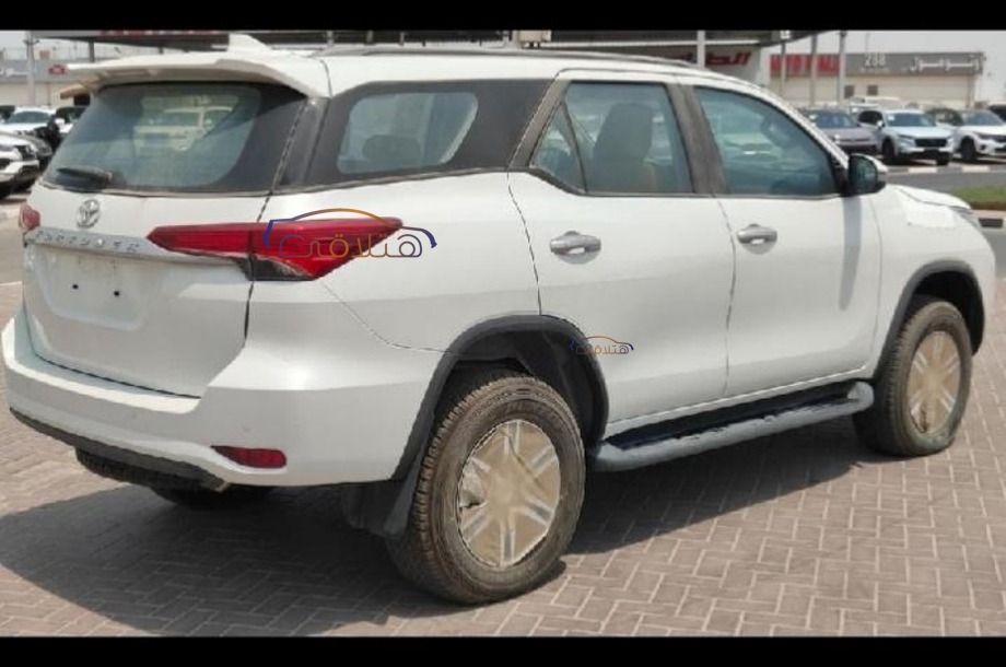 Fortuner Toyota أبيض