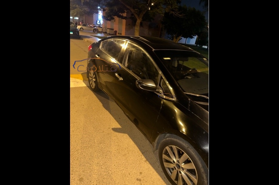 K3 Kia أسود