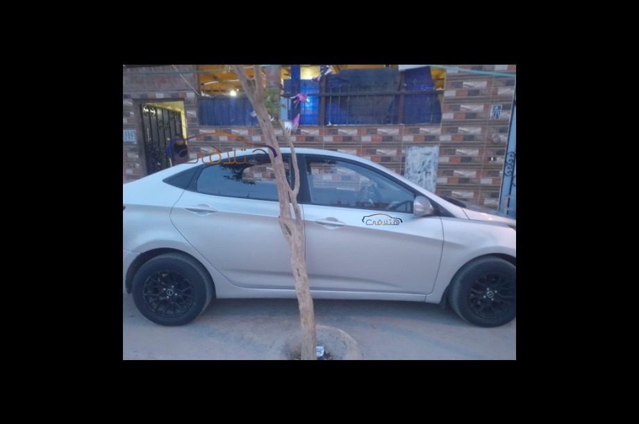 Accent RB Hyundai Silver