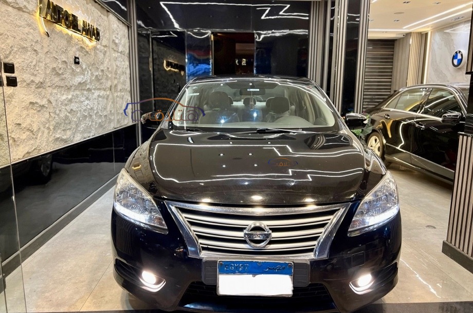 Sentra Nissan Black