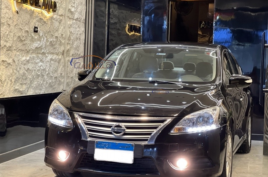 Sentra Nissan Black