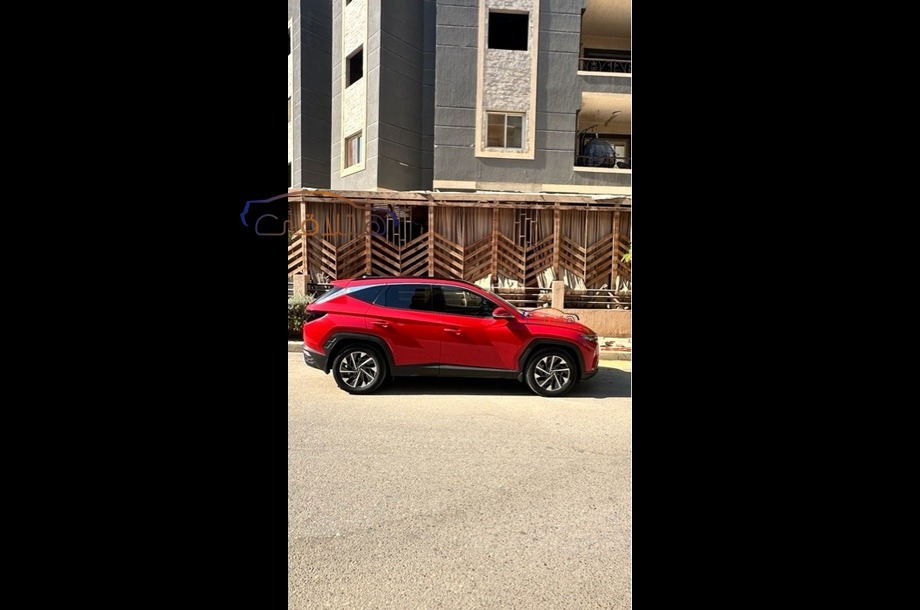 Tucson Hyundai Red