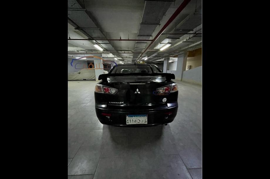 Lancer EX Shark Mitsubishi أسود