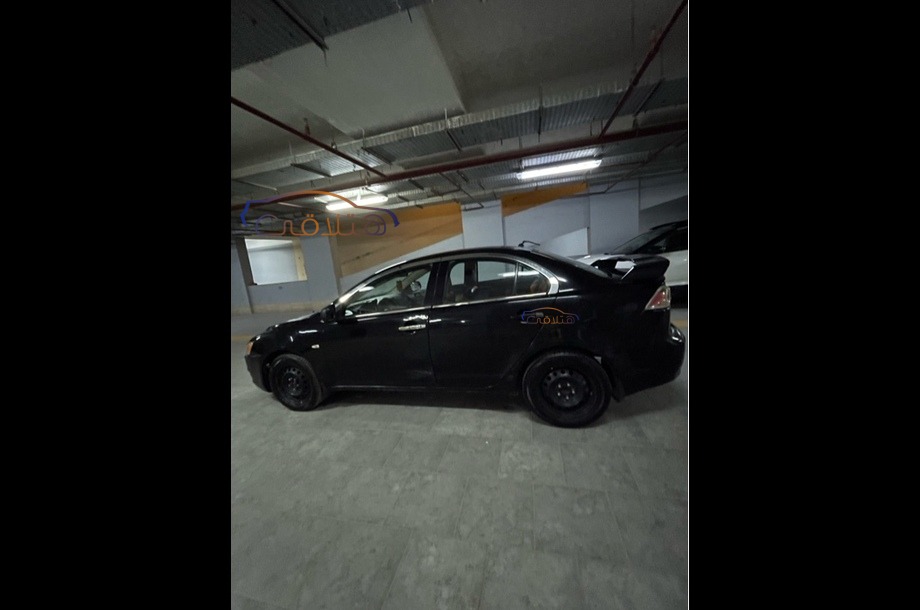 Lancer EX Shark Mitsubishi أسود