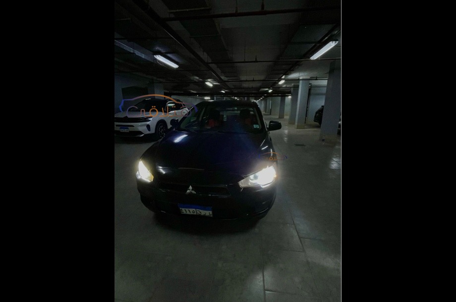 Lancer EX Shark Mitsubishi أسود