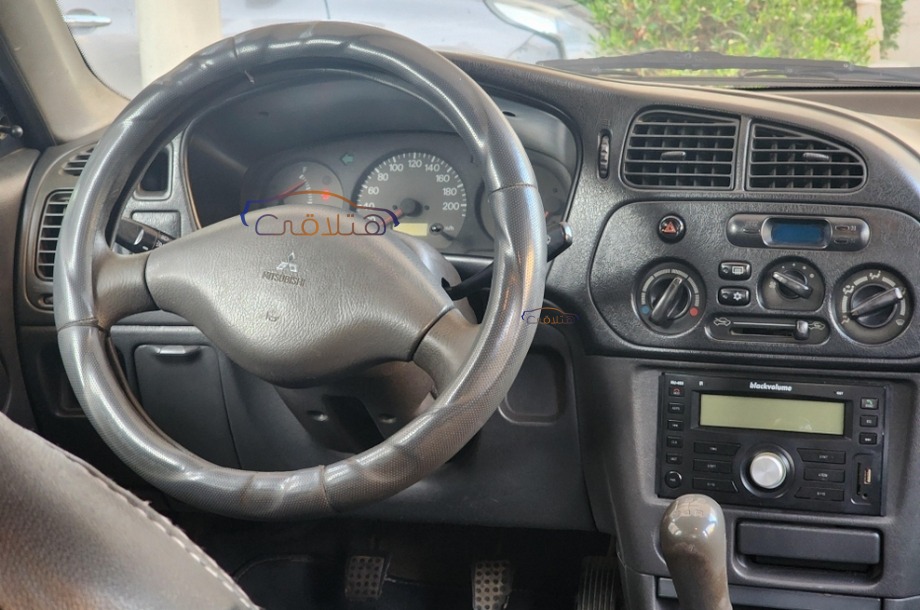 Lancer Crystala Mitsubishi Silver