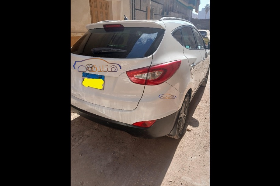 IX 35 Hyundai أبيض