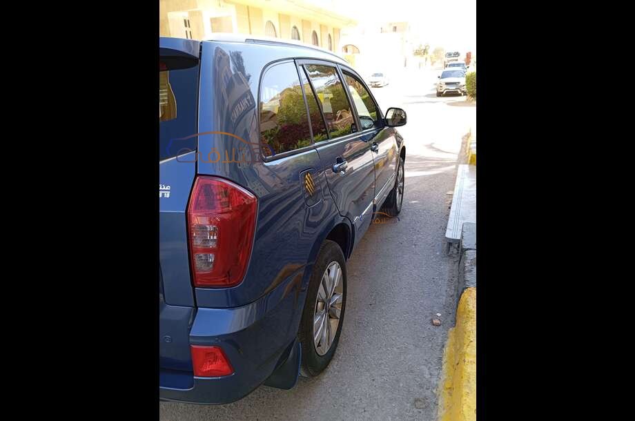 Tiggo 3 Chery الأزرق الداكن