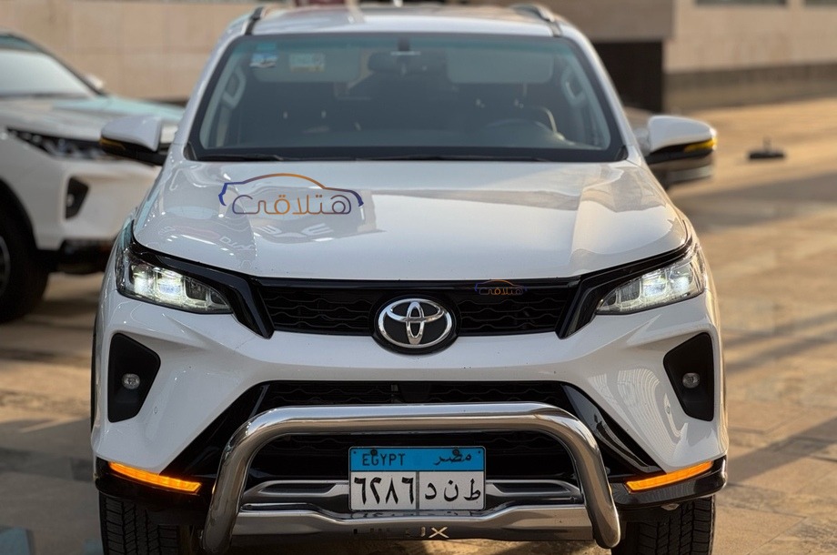 Fortuner Toyota White