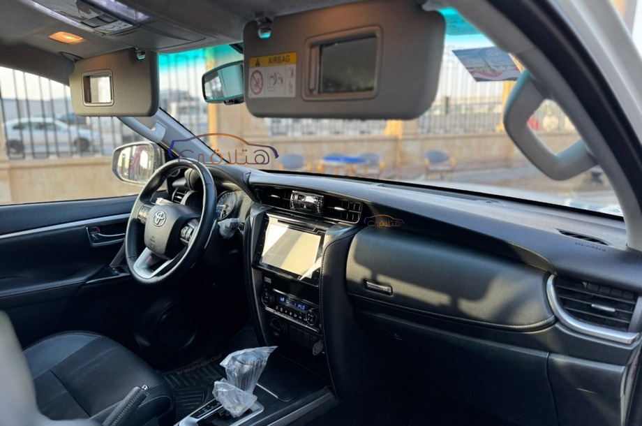Fortuner Toyota White
