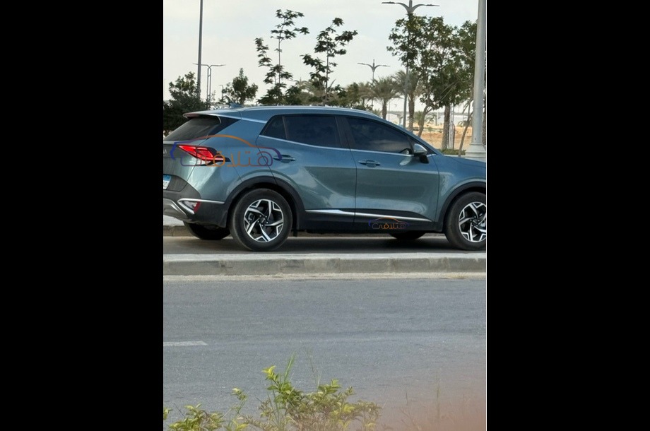Sportage Kia الأزرق الداكن