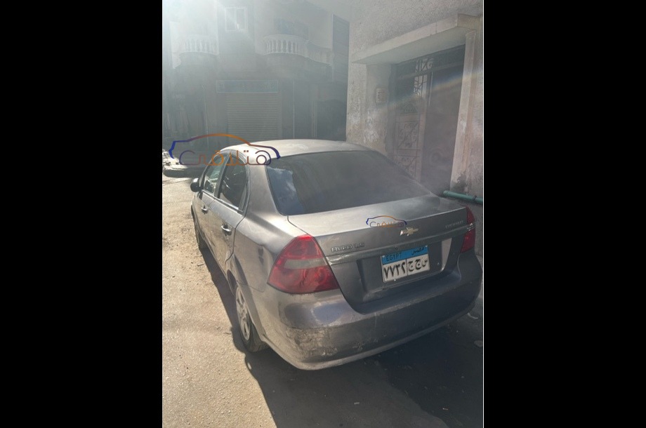 Aveo Chevrolet فضي
