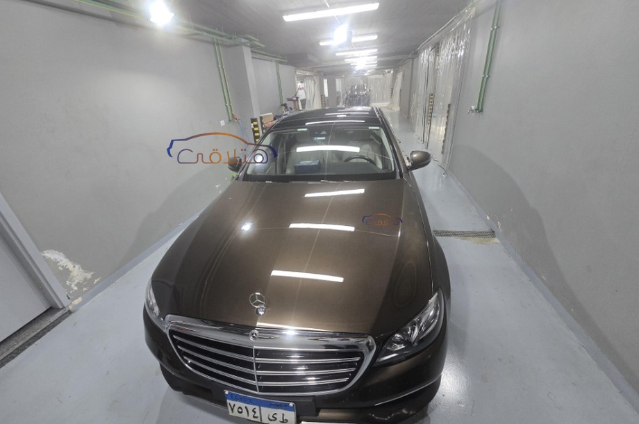 E 180 Mercedes برونزي