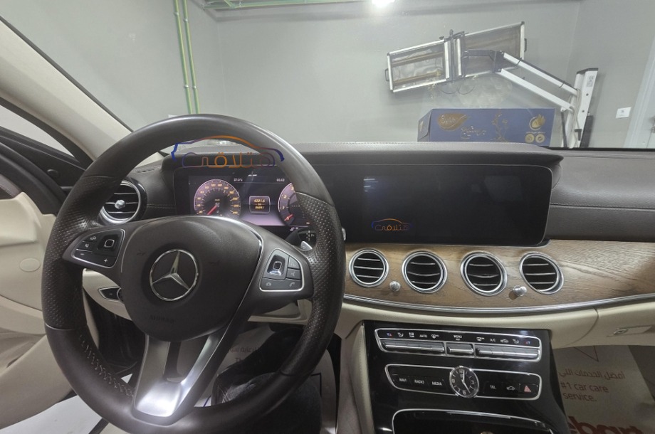 E 180 Mercedes برونزي