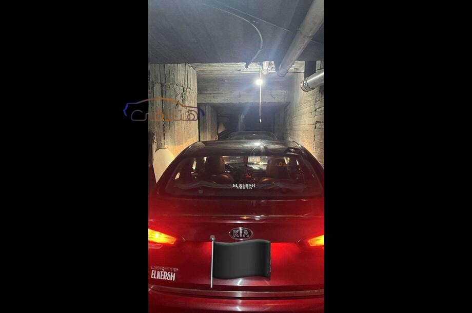Cerato Kia احمر