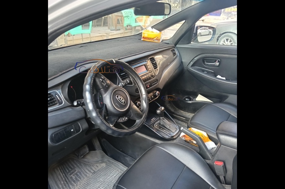 Carens Kia Silver