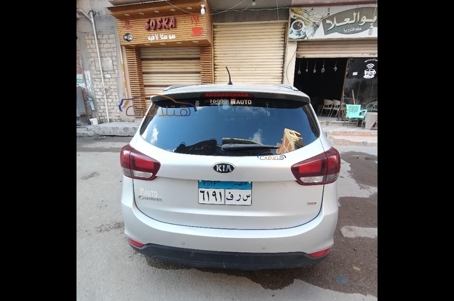 Carens Kia Silver