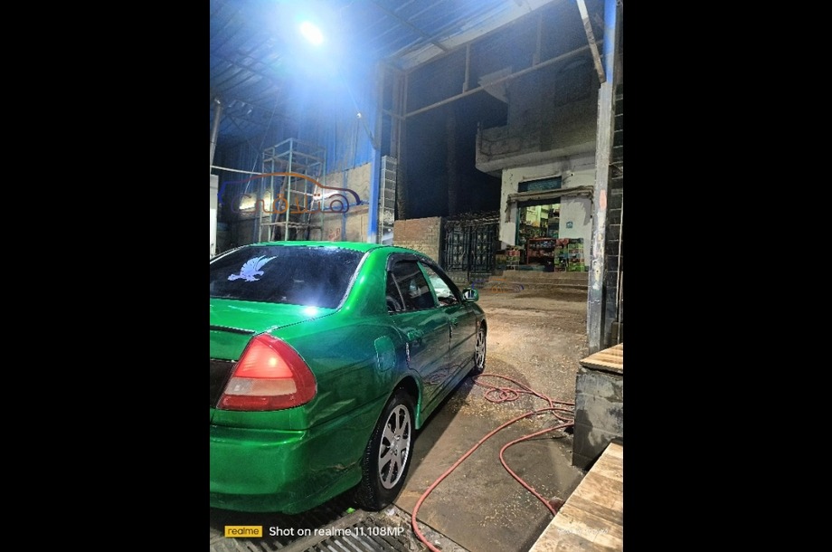 Lancer Crystala Mitsubishi Green