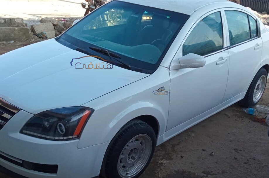 A516 Speranza 2010 Alexandria White 7054420 - Car for sale : Hatla2ee