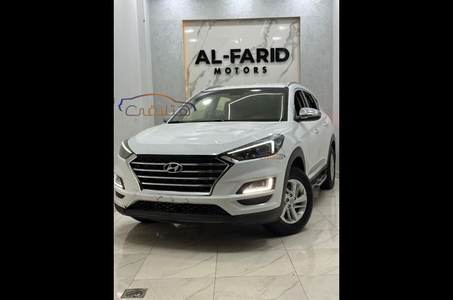 Tucson Hyundai White