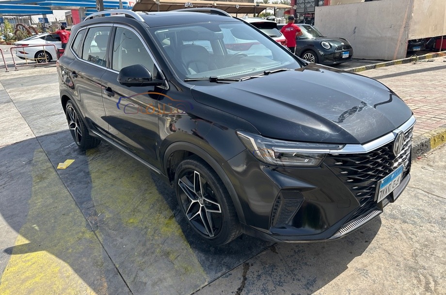RX5 Plus MG أسود