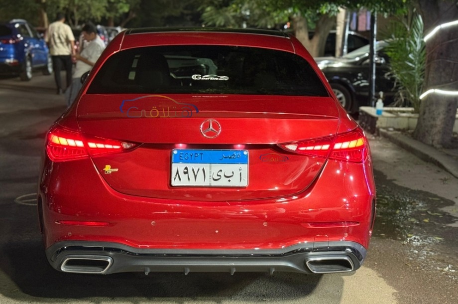 C 200 Mercedes احمر