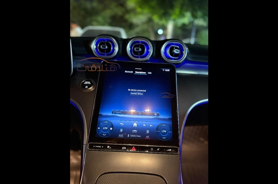 C 200 Mercedes احمر