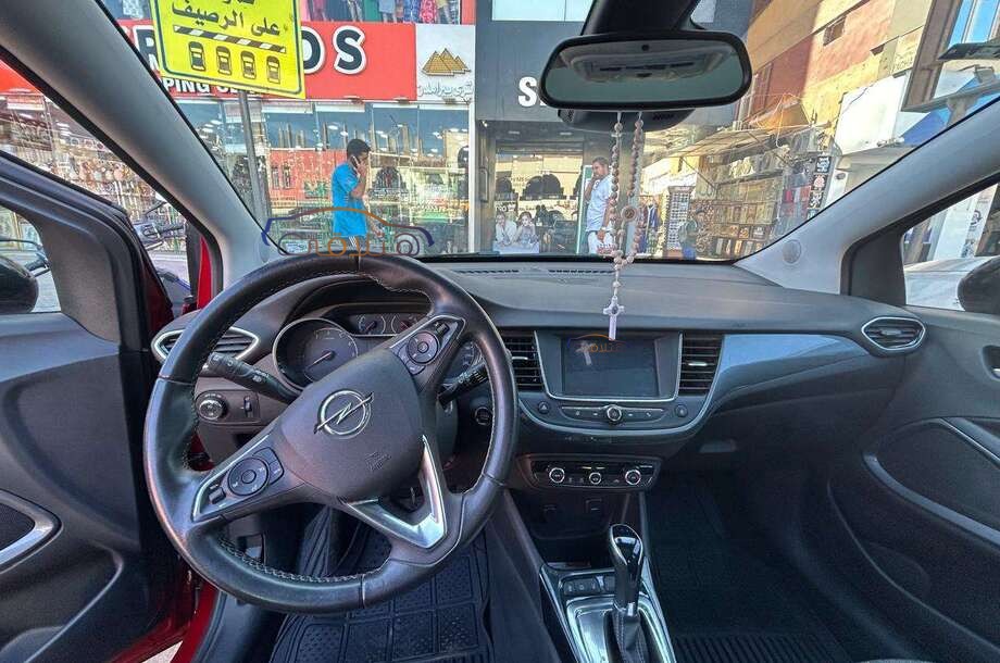 Crossland Opel Red