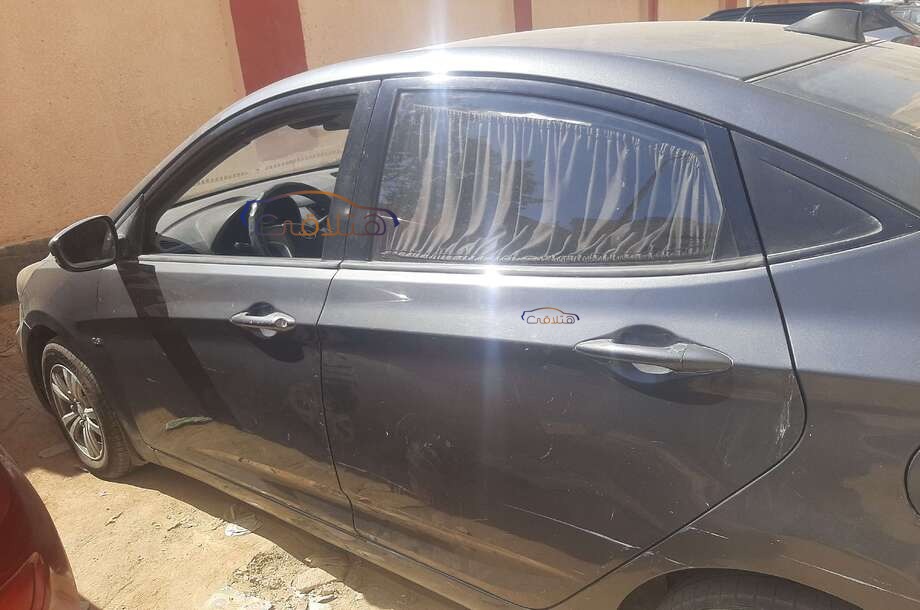 Accent RB Hyundai رمادي