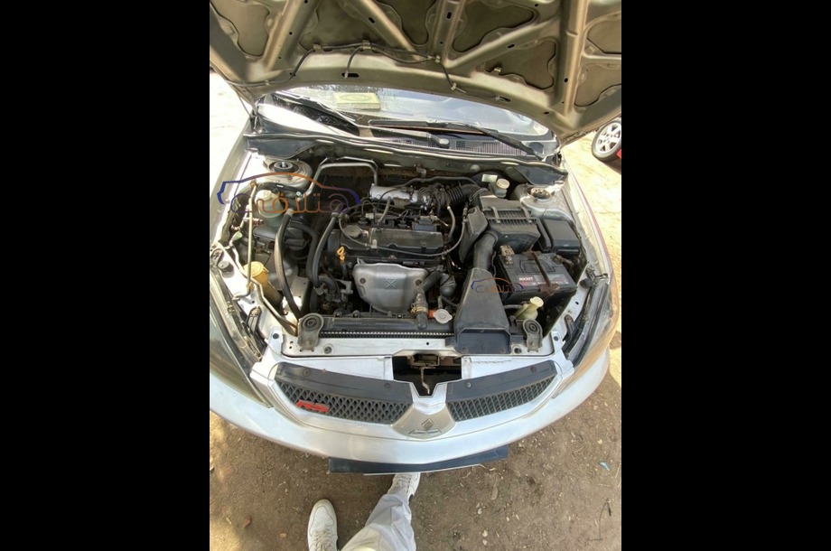 Lancer Puma Mitsubishi فضي