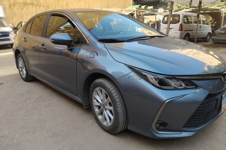 Corolla Toyota Dark grey