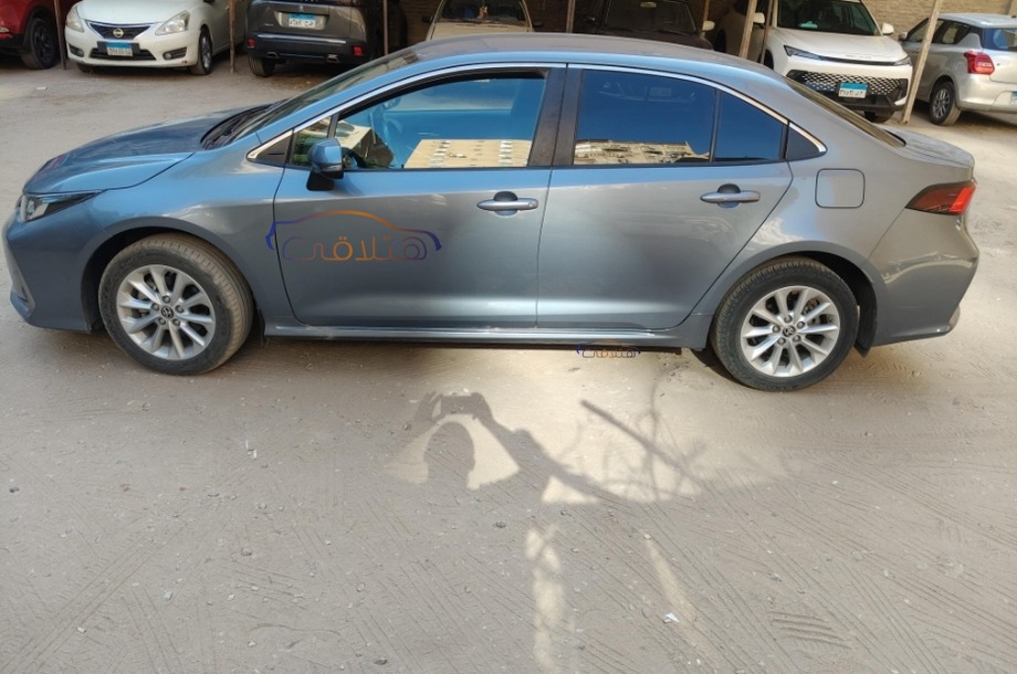 Corolla Toyota Dark grey