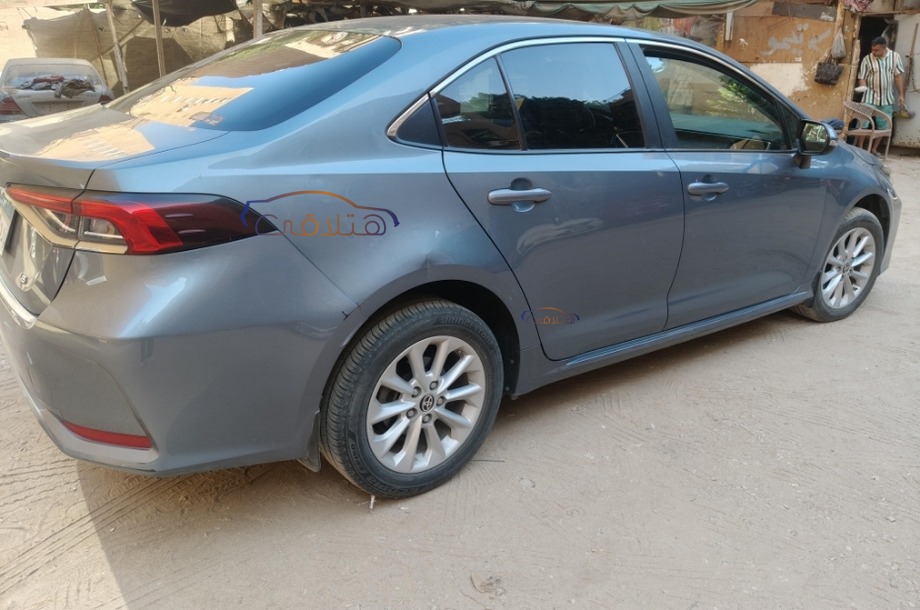 Corolla Toyota Dark grey