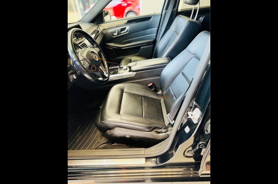 E 200 Mercedes Black