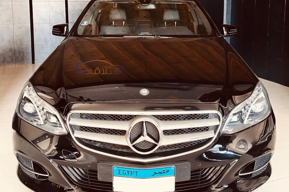E 200 Mercedes Black