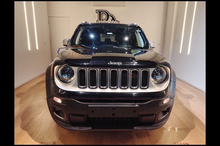 Renegade Jeep أسود