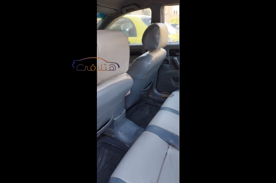 Optra Chevrolet أسود