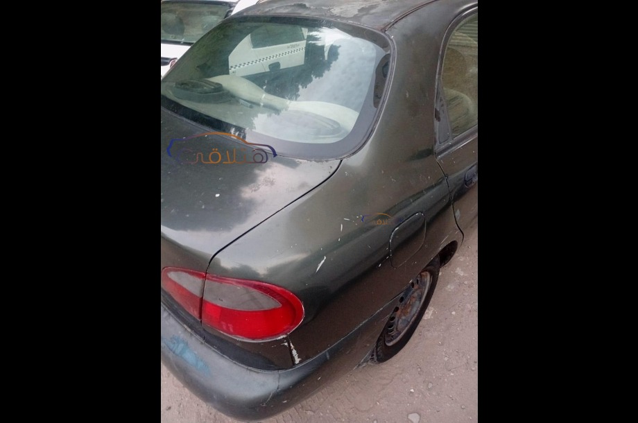 Lanos Daewoo اخضر غامق