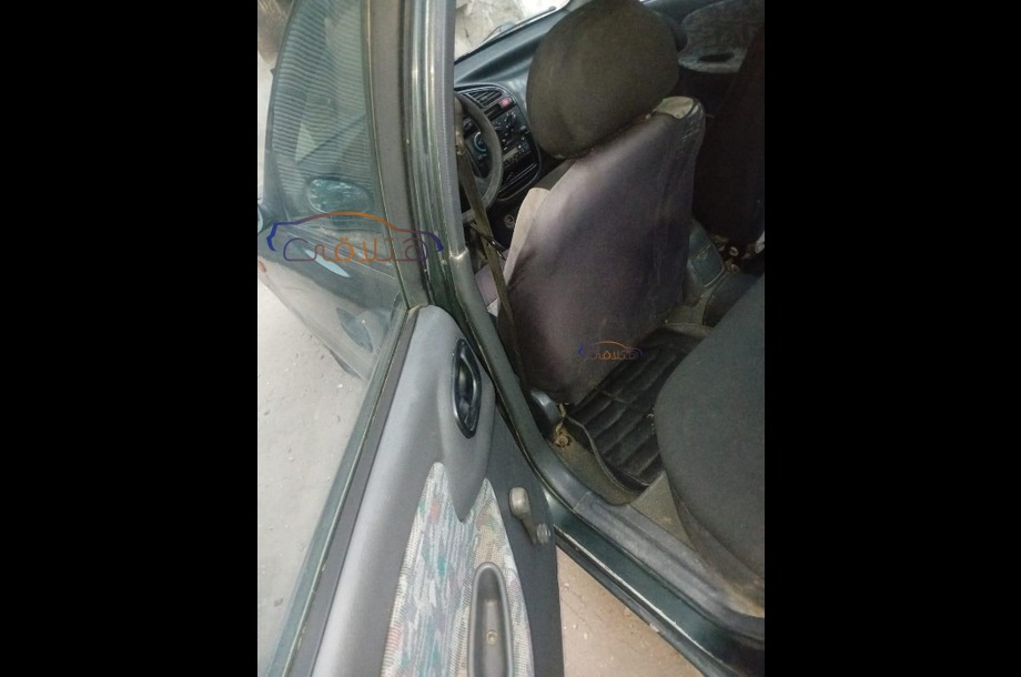 Lanos Daewoo اخضر غامق