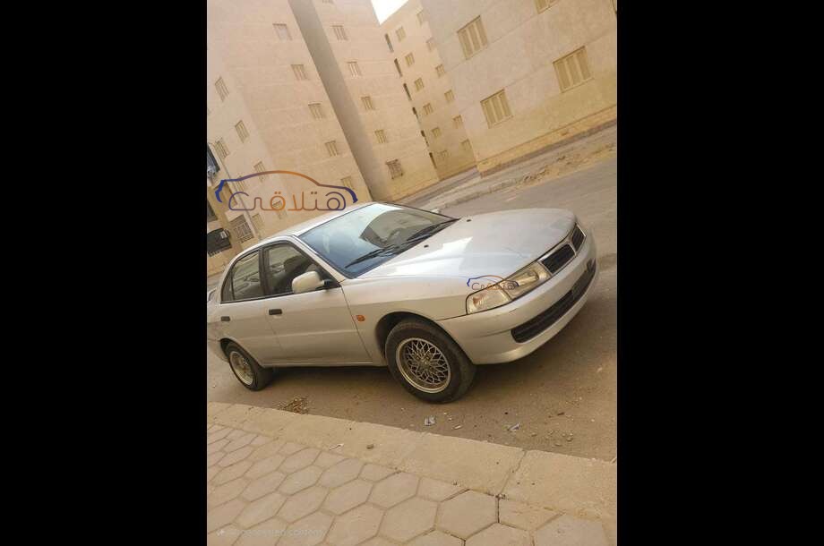 Lancer Crystala Mitsubishi Silver