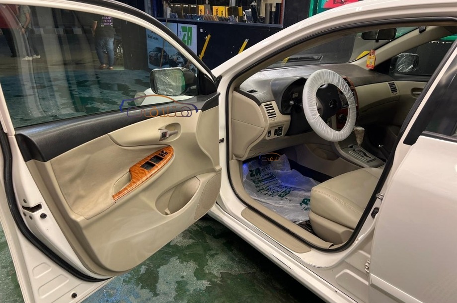 Corolla Toyota White