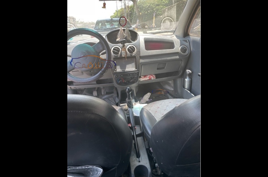 Spark Chevrolet فضي