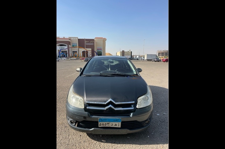 C4 Citroën رمادي