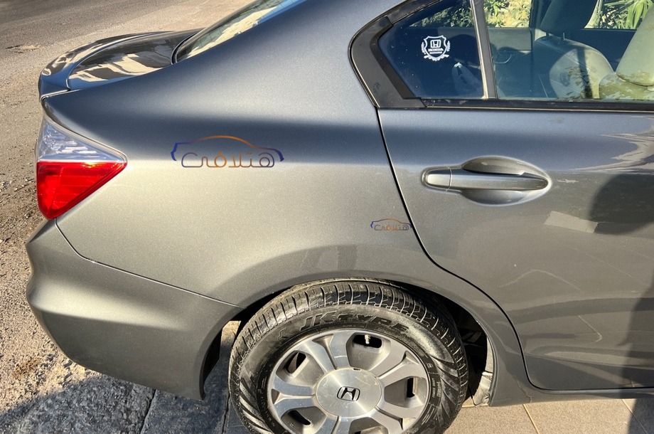 Civic Honda فضي