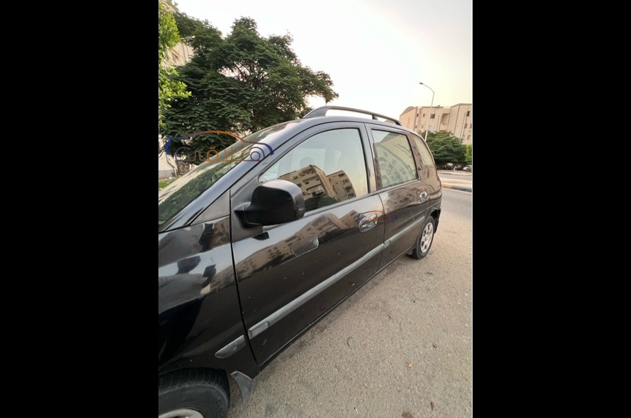 Matrix Hyundai Black